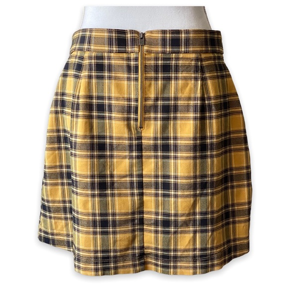 HOLLISTER Skirt Yellow Plaid - Picture 4 of 8